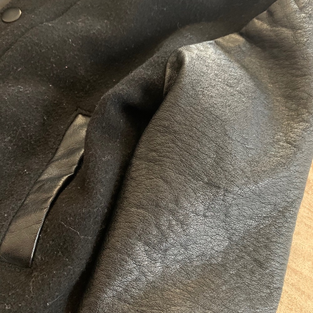 Boys H&M jacket - Picture 5 of 6